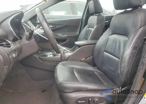 2016 Chevrolet Malibu Hybrid z USA, uszkodzony, nr VIN 1G1ZJ5SU8GF264441